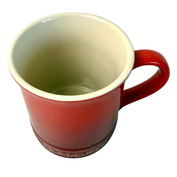 Le Creuset Stoneware Mug Cirese Red 14 Oz EUC - Picture 2 of 7